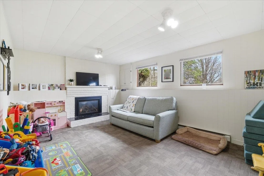 Photo of 290 Collamer