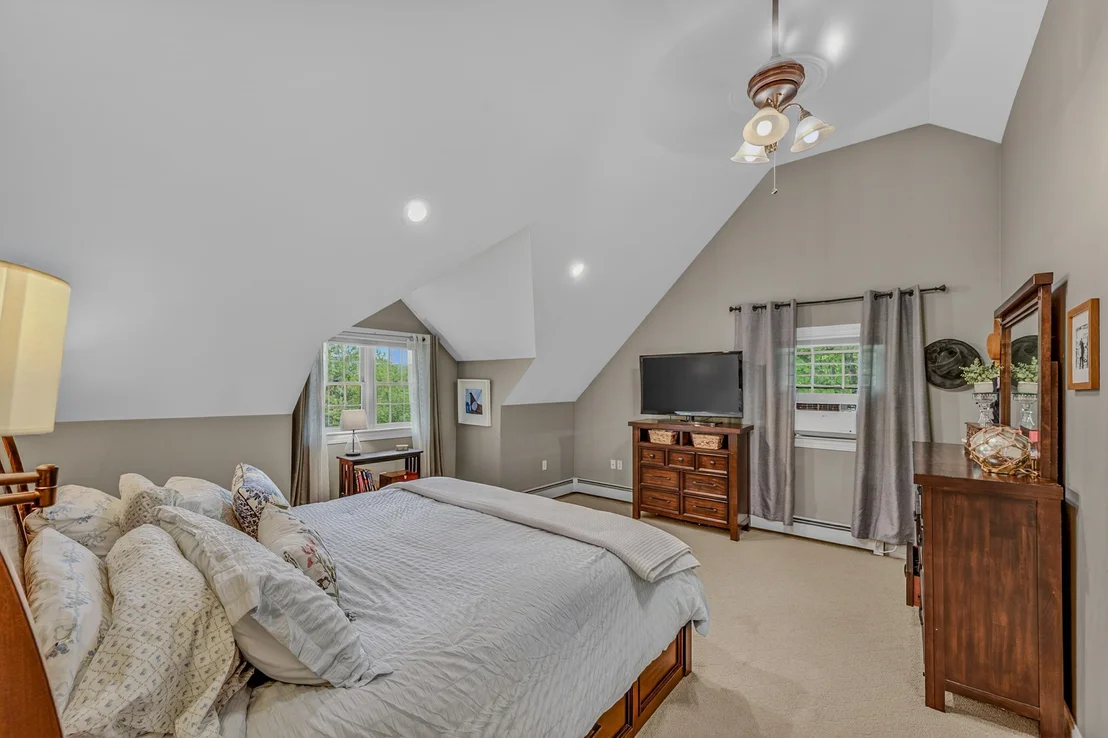 Photo of 48 Meadow