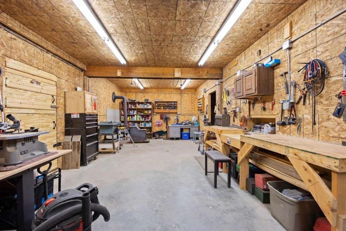 Photo of 335 Granite