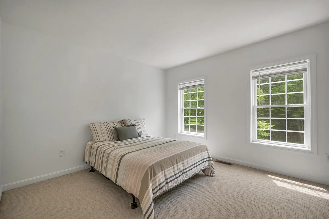 Photo of 537 Pingree Hill