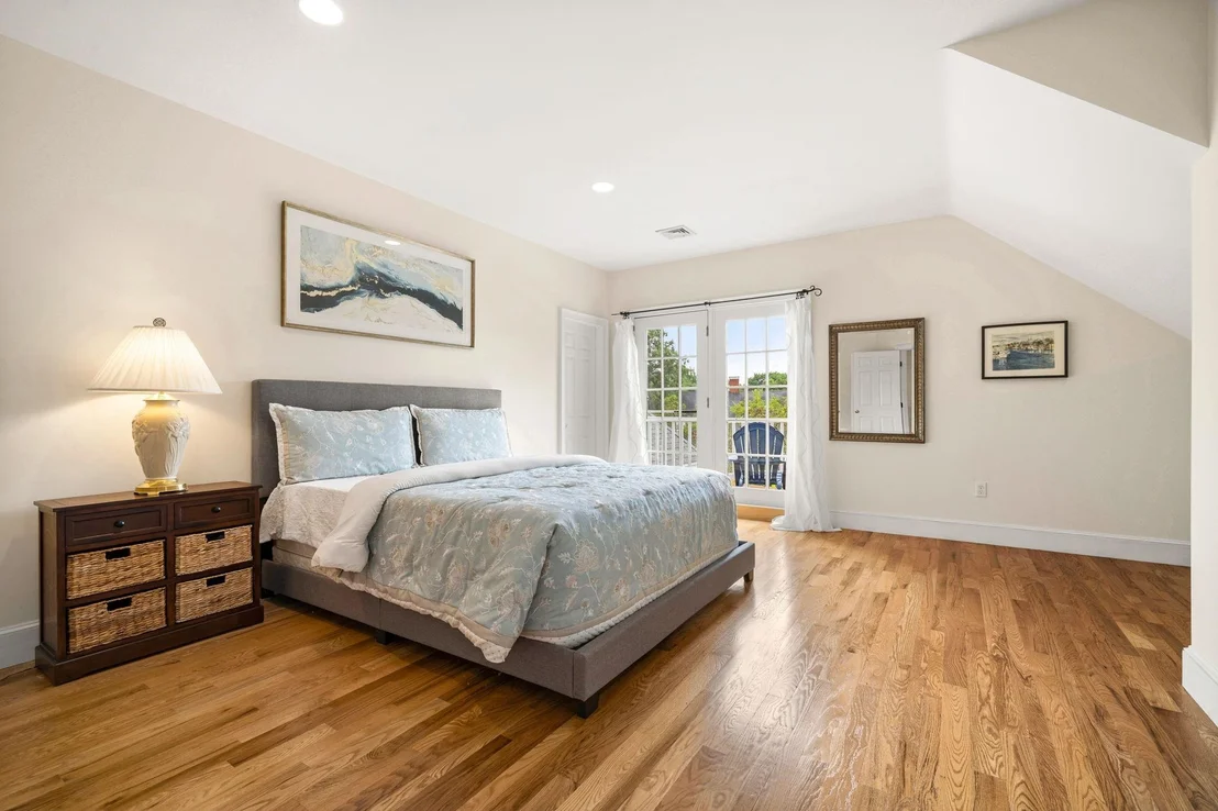 Photo of 21 Garland