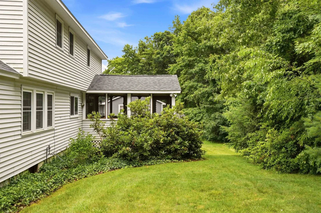 Photo of 9 Whitman