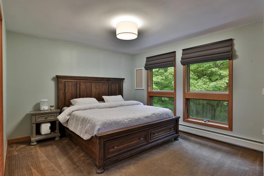 Photo of 28 Mountain View