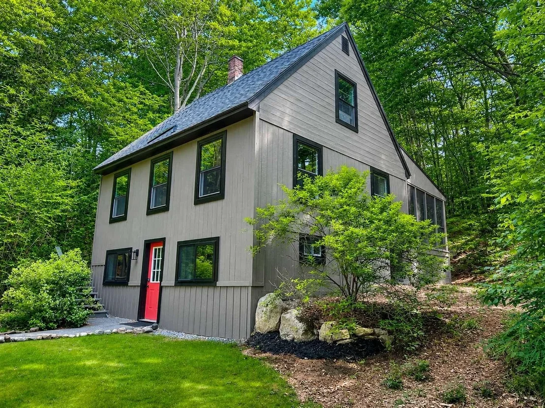 Photo of 149 Alpstrausse