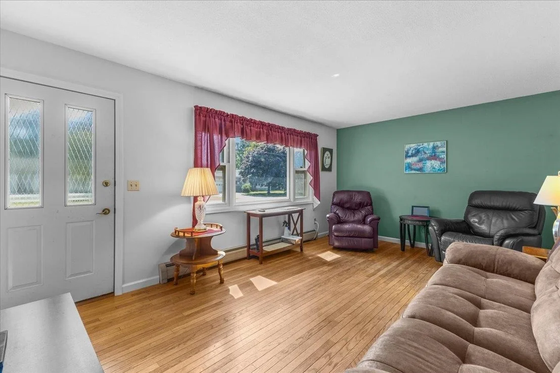 Photo of 97 Pine