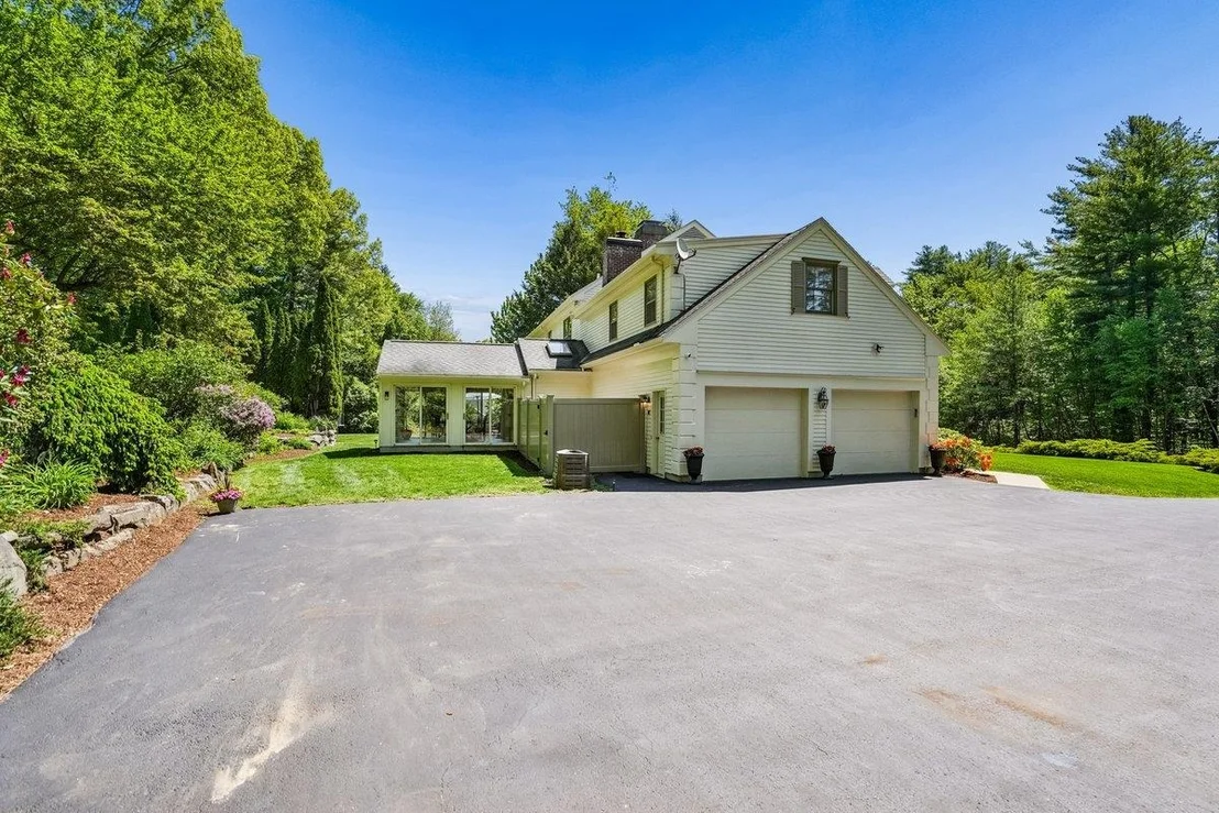 Photo of 5 Spring Hill