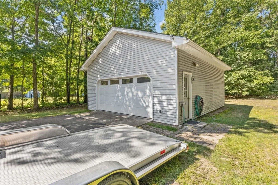 Photo of 97 Pine