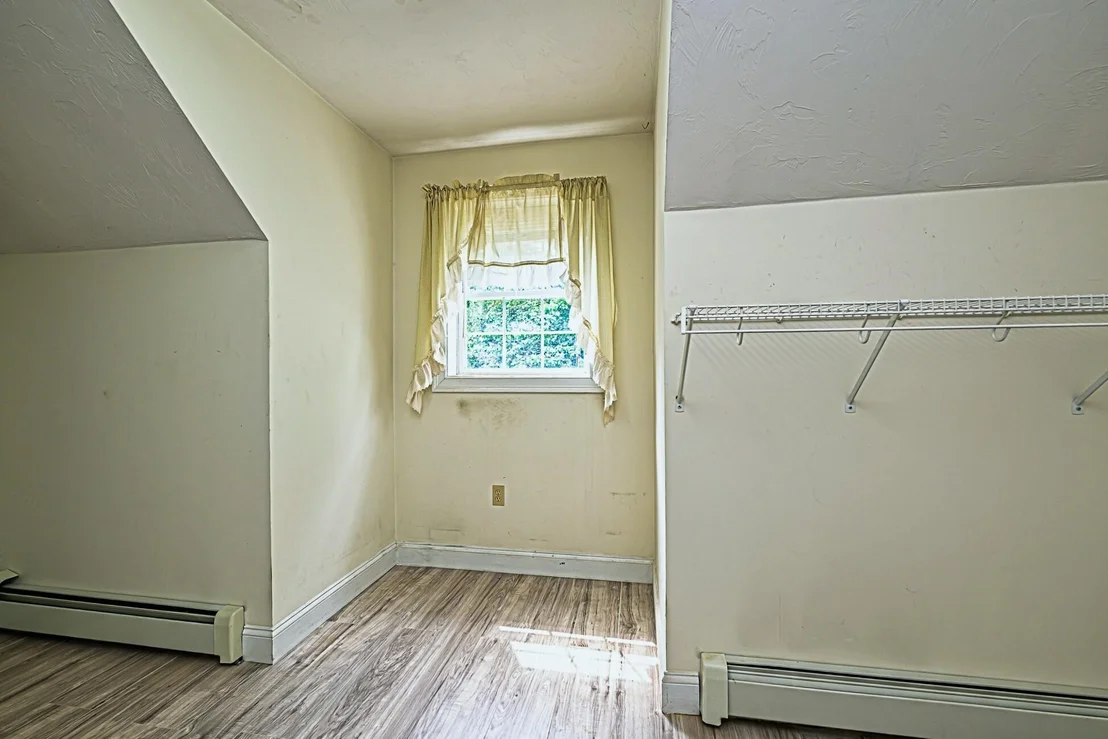 Photo of 72 Tenney