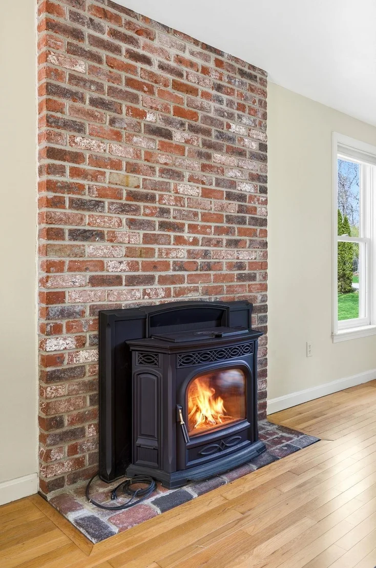 Photo of 25 Buttonwood