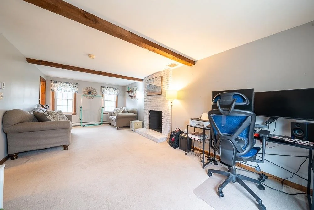 Photo of 6 Hubbard Hill