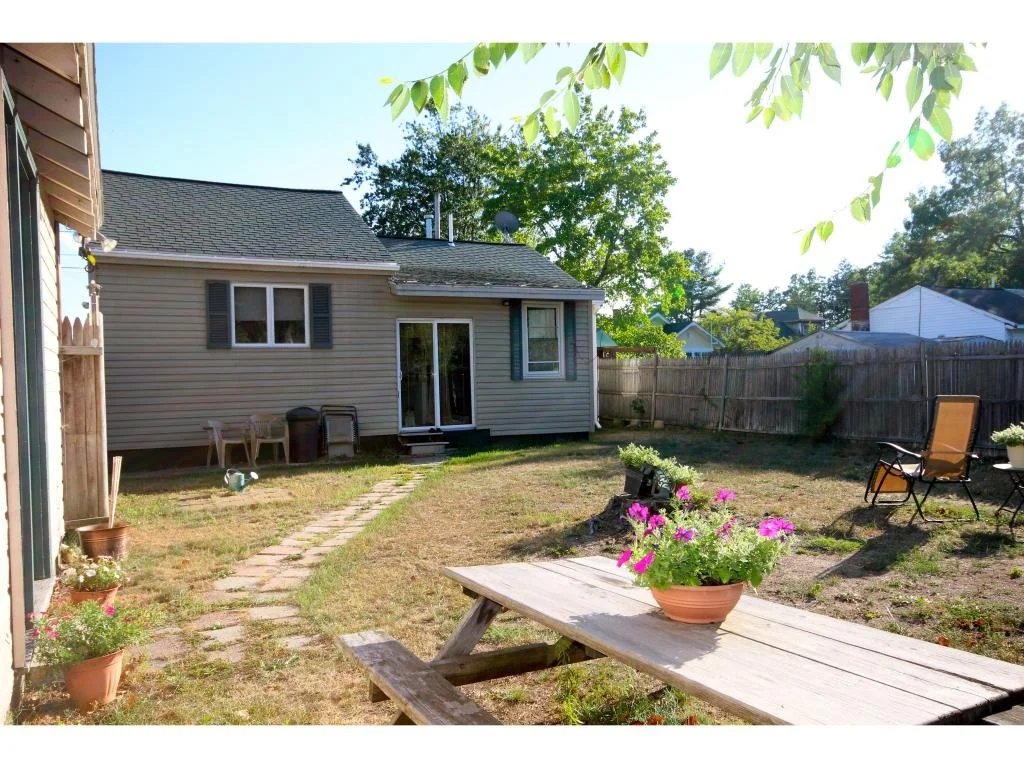 Photo of 6 Broadview Ave