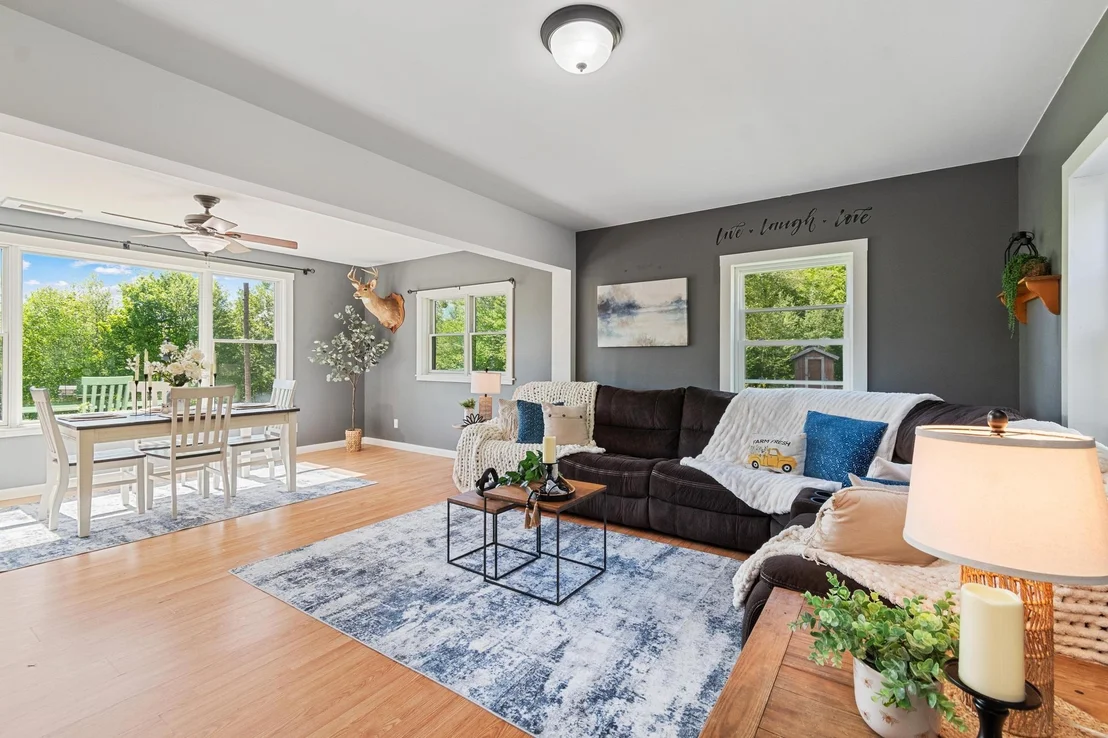 Photo of 559 Valley View