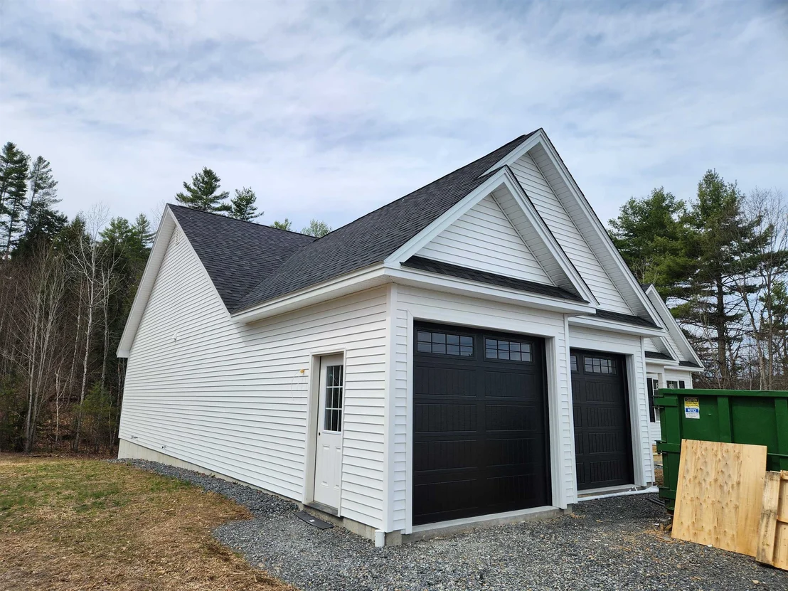 Photo of 27 RiverView