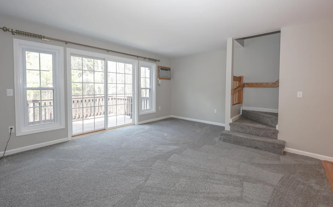 Photo of Unit 104 at 1465 Hooksett