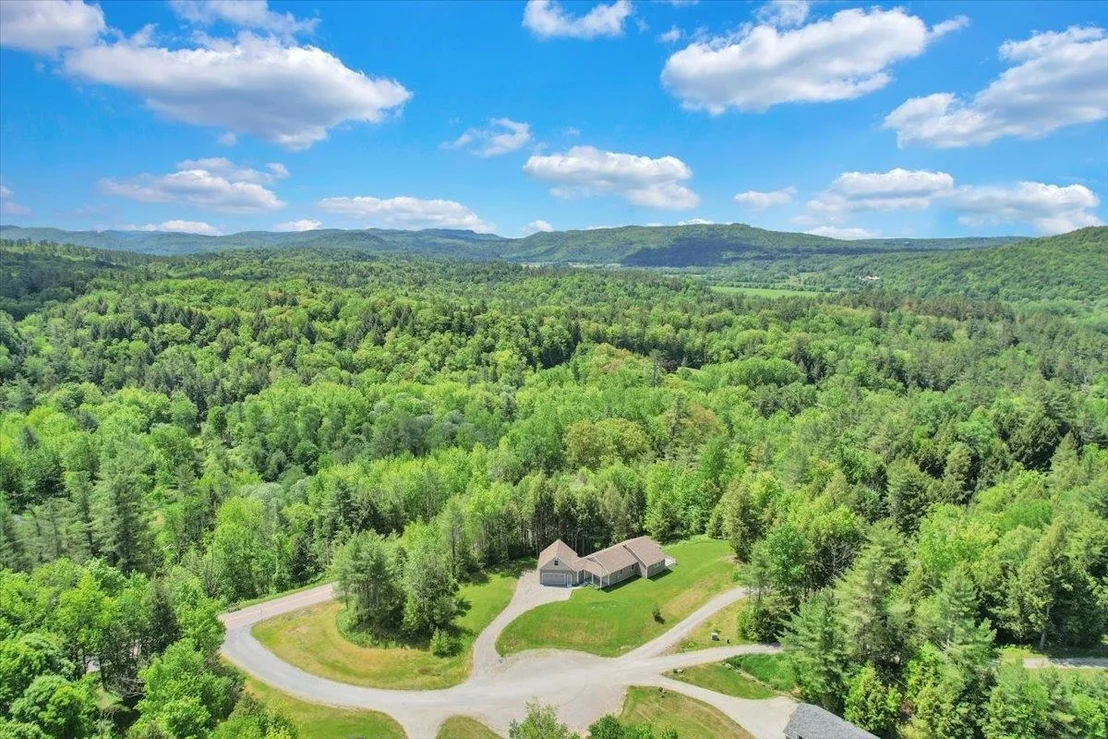 Photo of 49 Hemlock