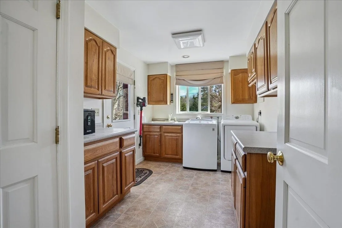 Photo of 326 Lockes Hill