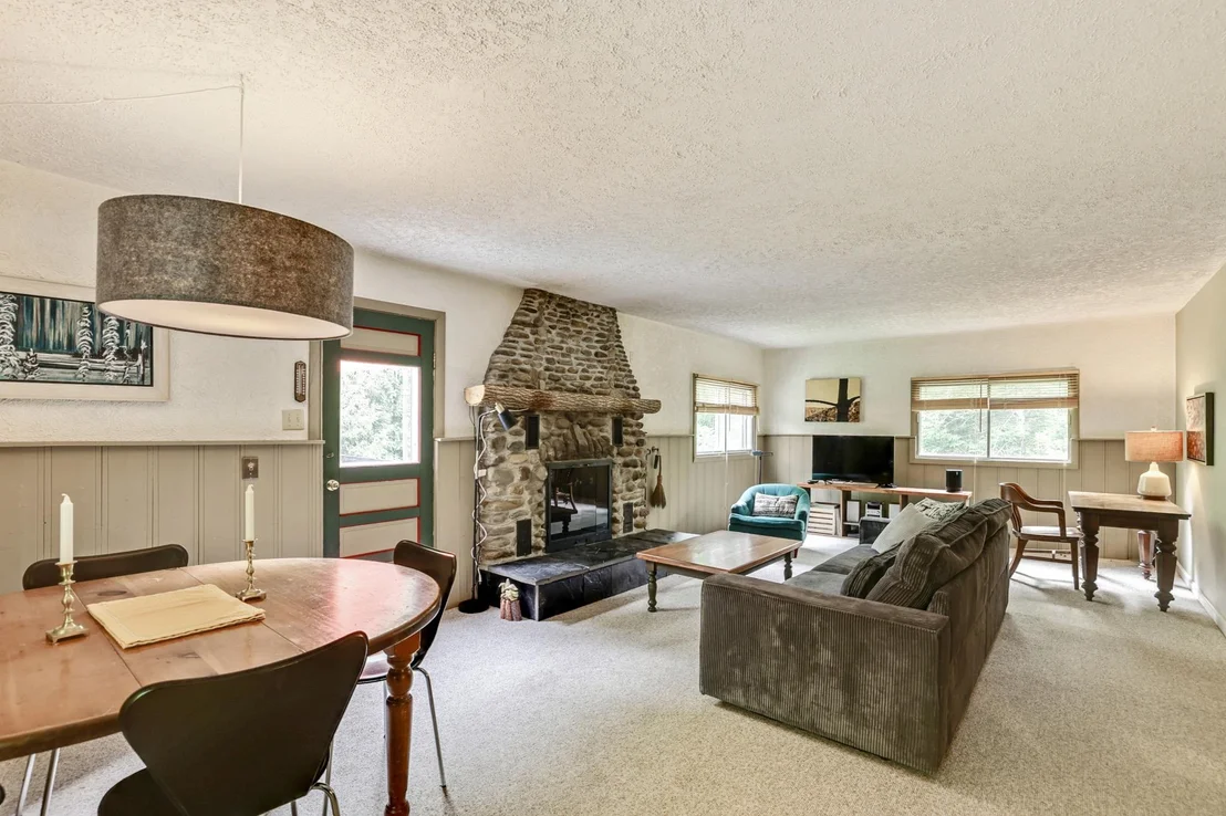 Photo of 57 Pine