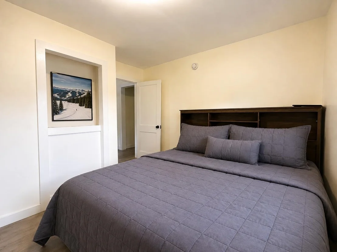 Photo of 270 Dorr