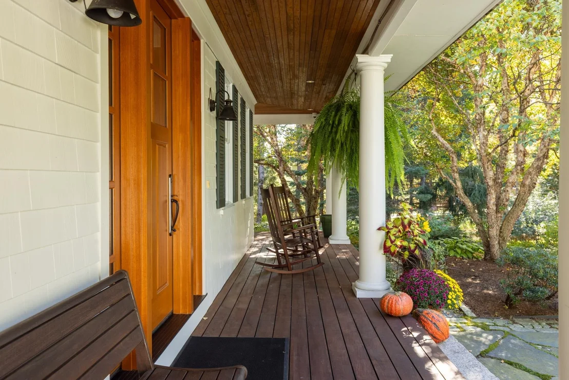 Photo of 24 WISTERIA