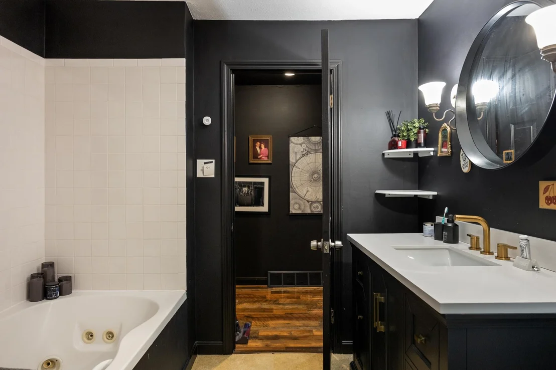 Photo of 9042 Williston