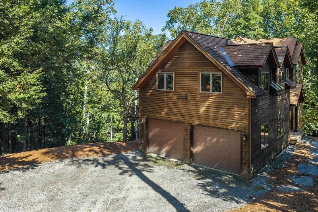 Photo of 80 Bear Ridge