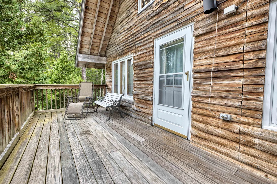 Photo of 463 Huckins