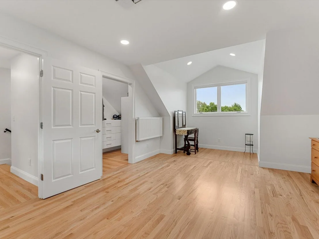 Photo of 1233 Satterly