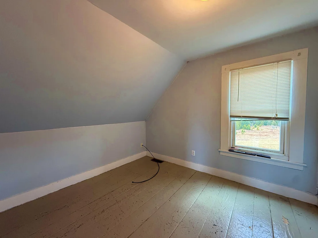 Photo of 2570 Maple Hill