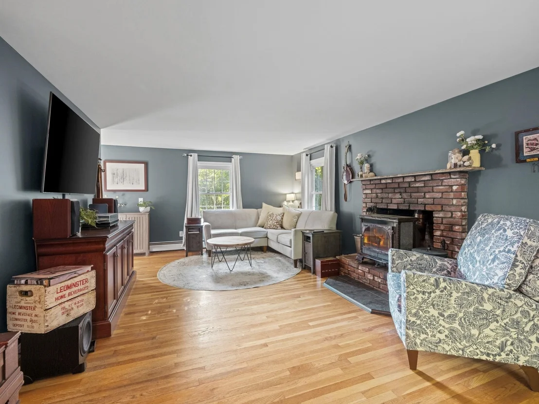 Photo of 16 Juniper