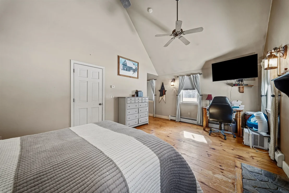 Photo of 12 Loring