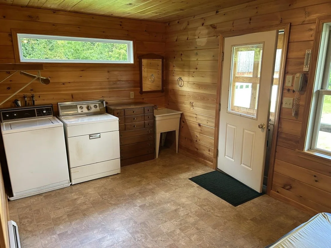 Photo of 150 Piney Woods