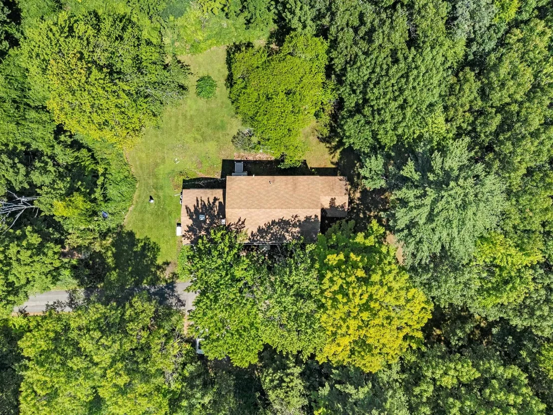Photo of 84 Stinson