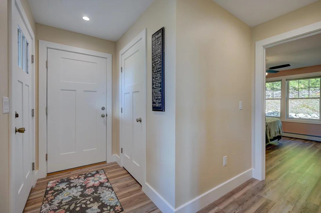 Photo of 123 Skyline