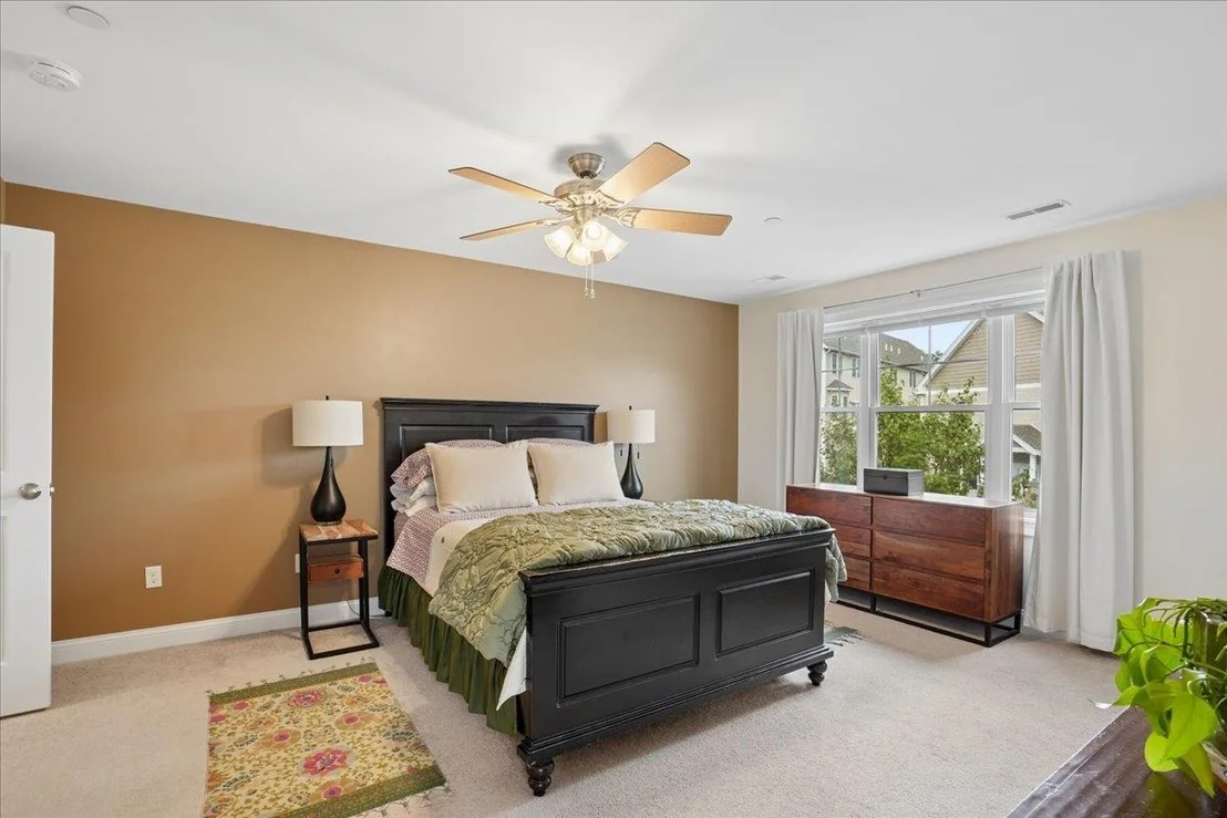 Photo of Unit A at 12 Manor