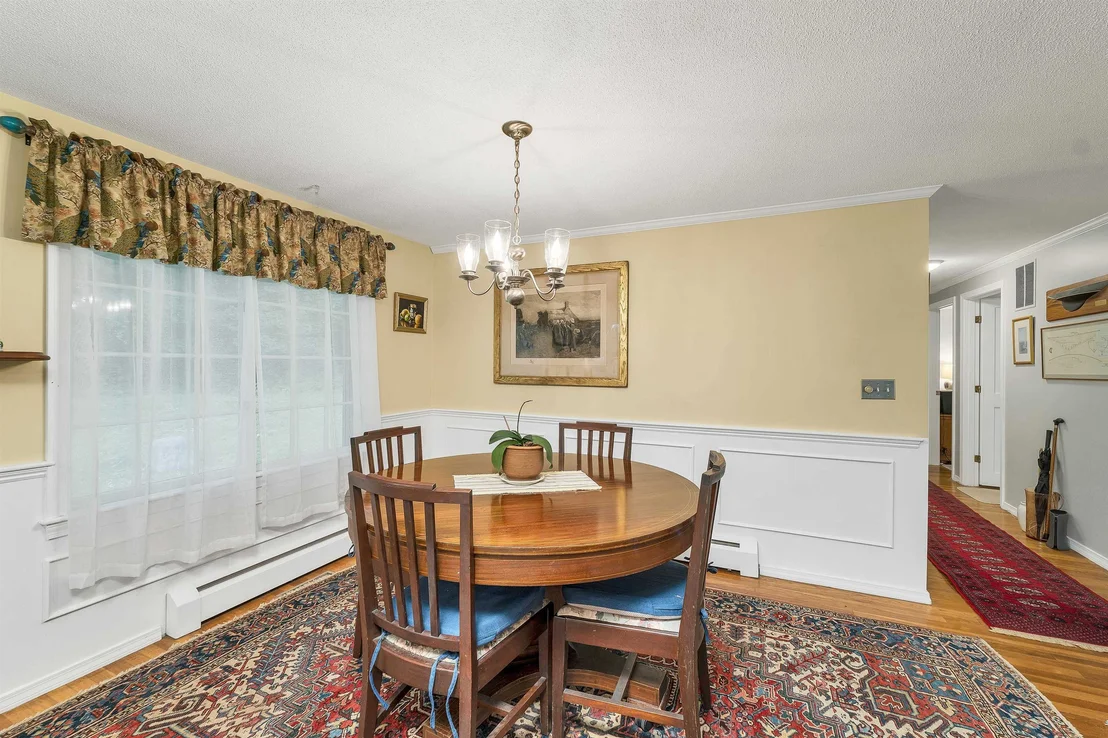 Photo of 2 Glendale