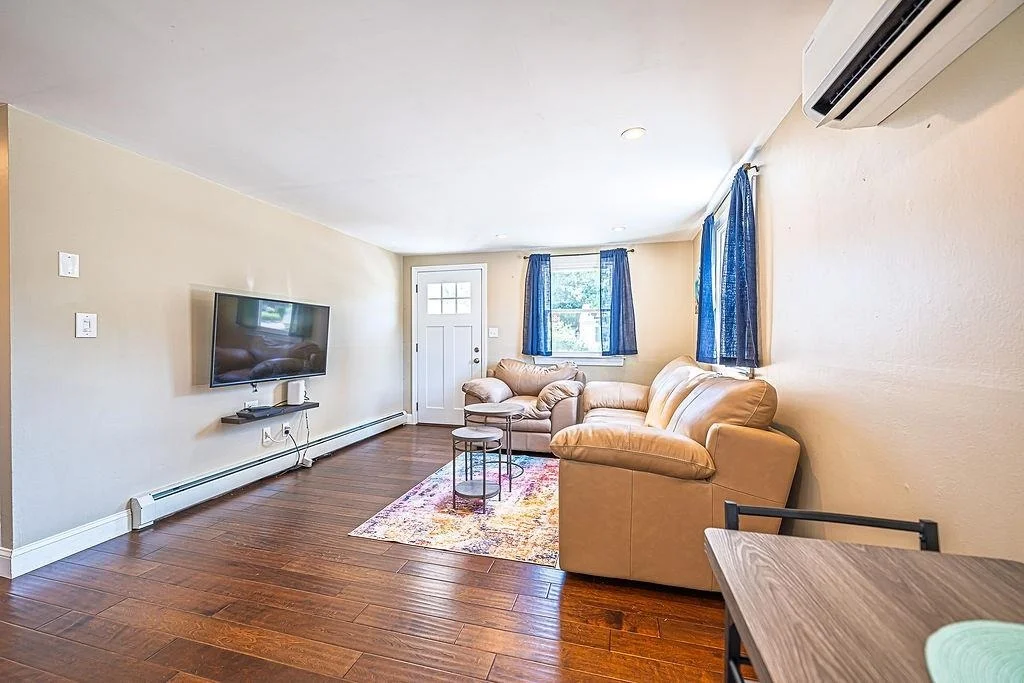 Photo of 1 Eastmor