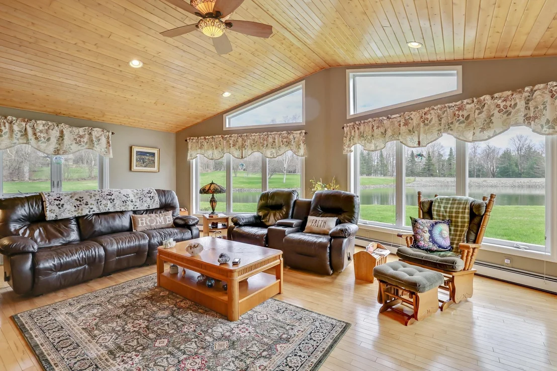Photo of 348 Maple