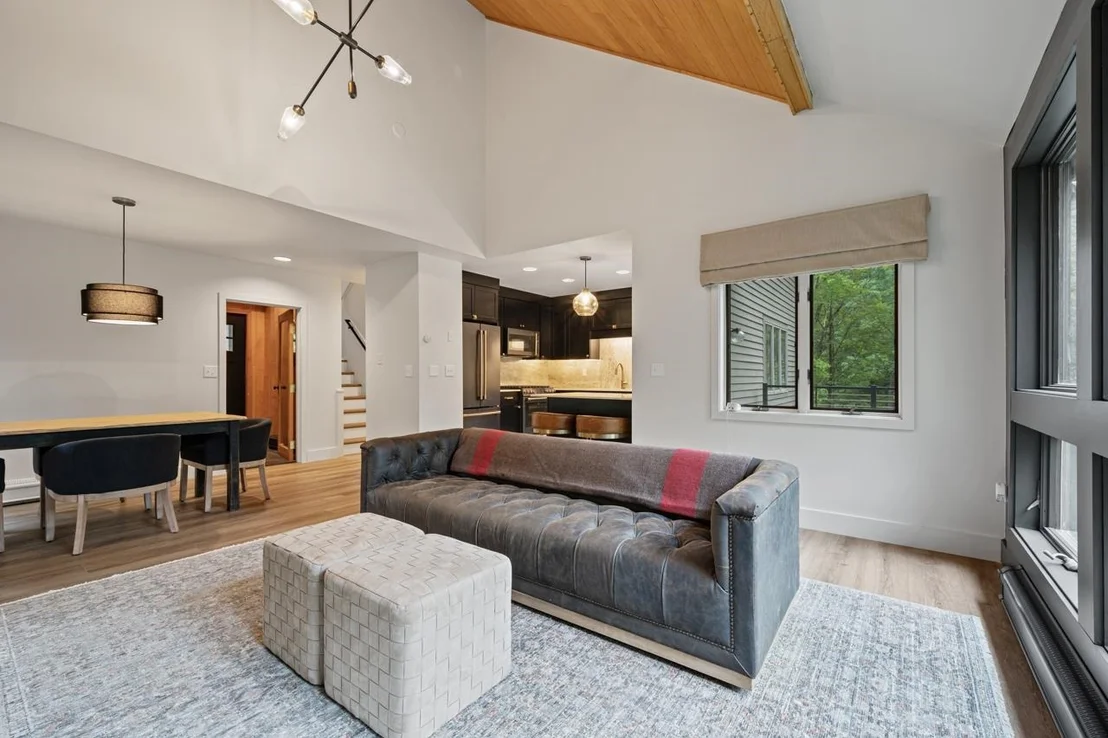 Photo of 347 Barts Hill