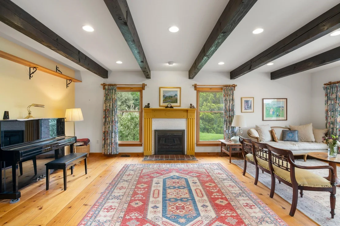 Photo of 104 Juniper Ridge