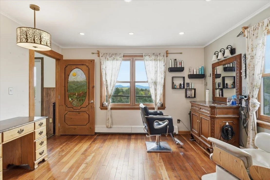 Photo of 33 Valley View
