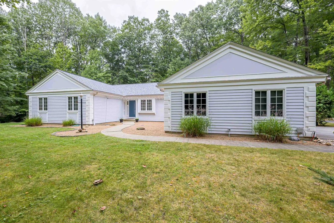 Photo of 20 Buttonwood
