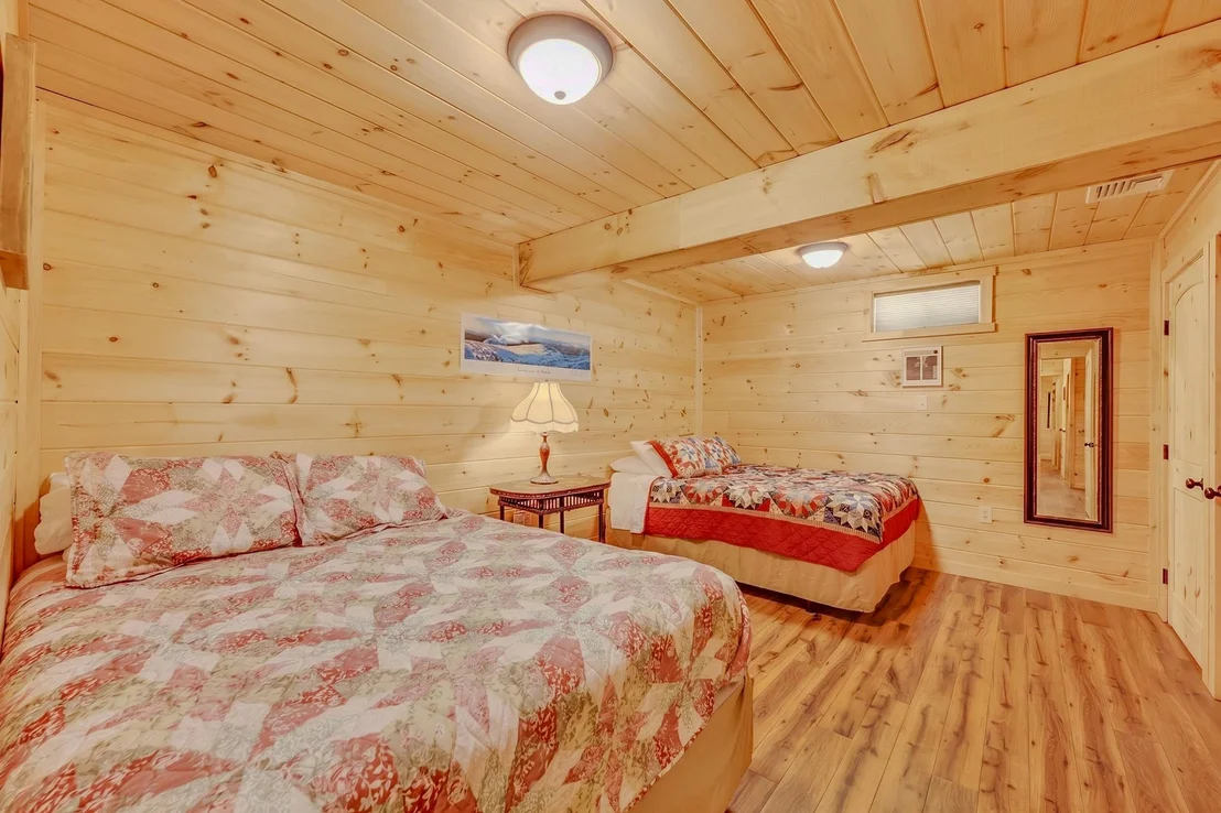 Photo of 1560 Cherry Valley