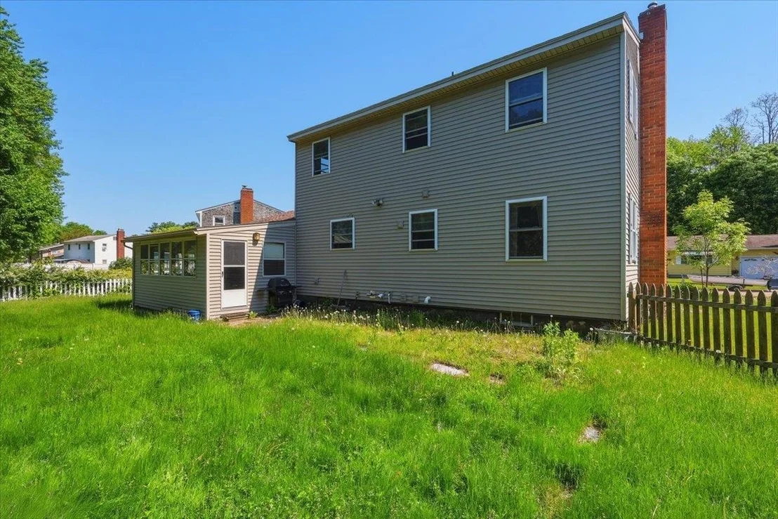 Photo of 23 Blondin