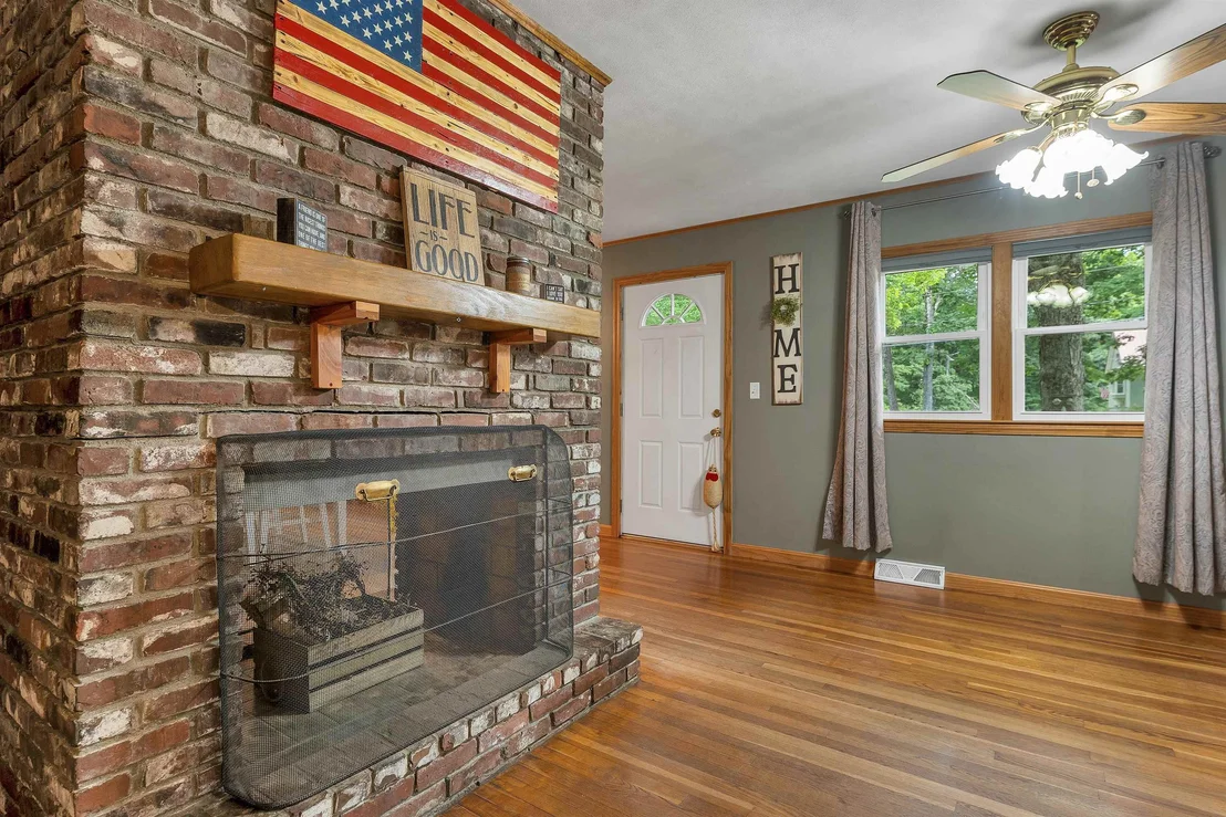 Photo of 6 Ridgewood