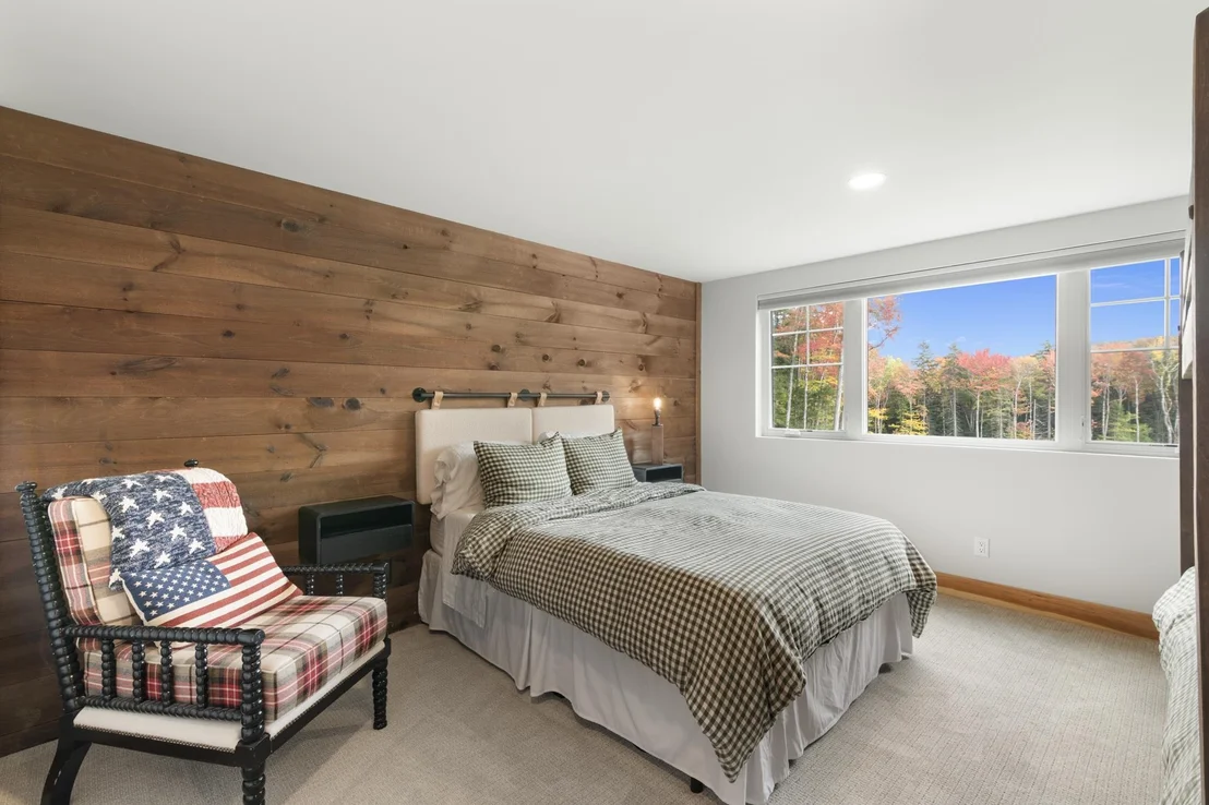 Photo of 92 Oakmont