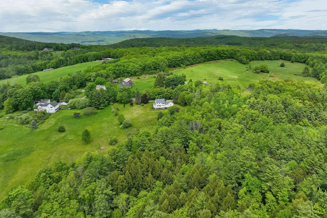 Photo of 25 Wolfeboro