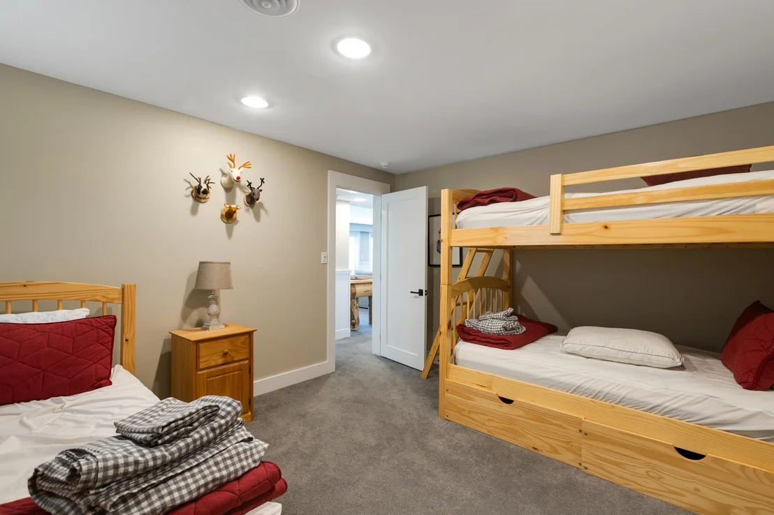 Photo of 476 Dix