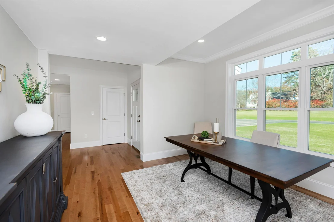 Photo of 8 Acadia