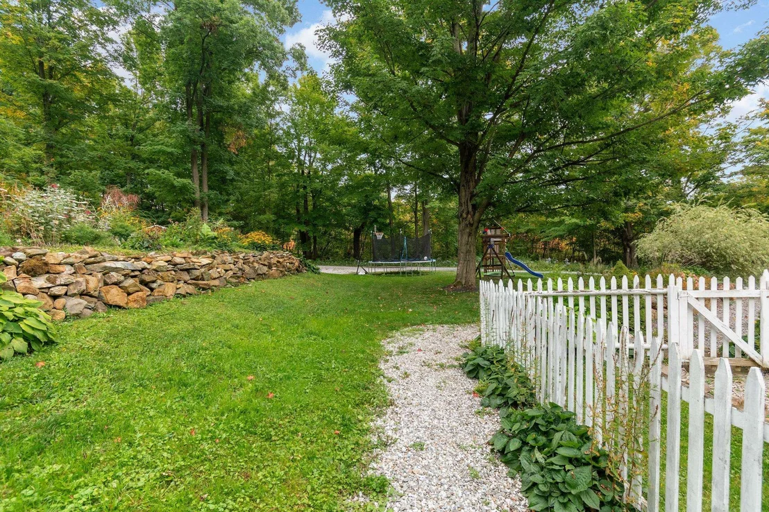 Photo of 387 St. Albans