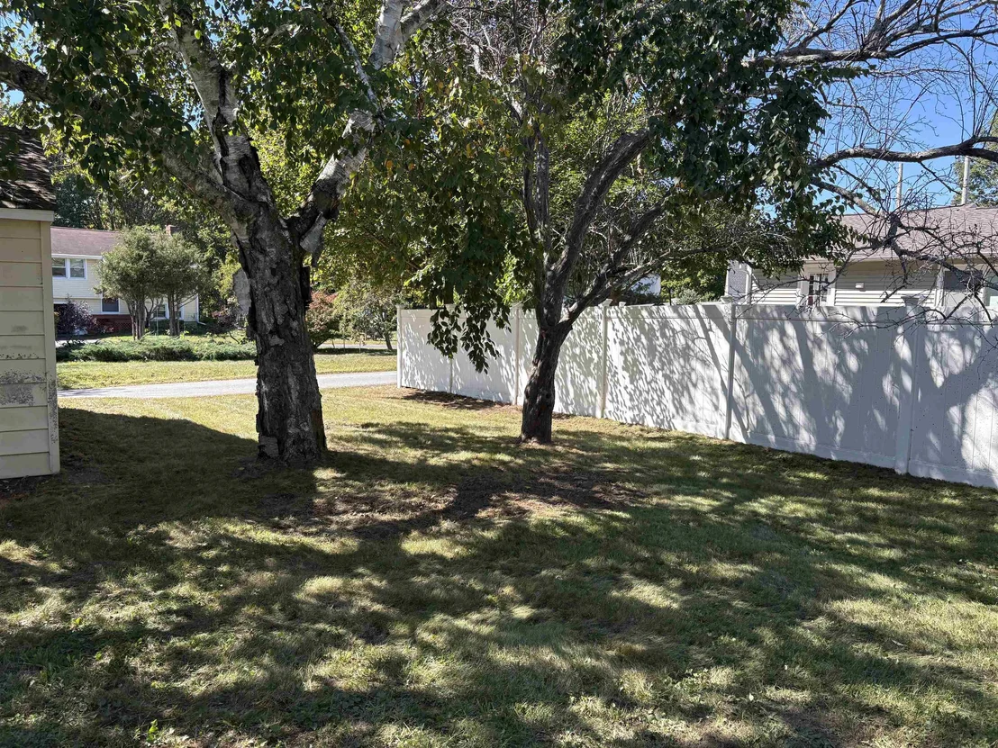 Photo of 19 Tucker